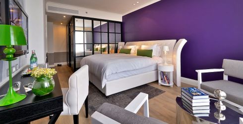 hotel room image