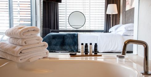 hotel room image