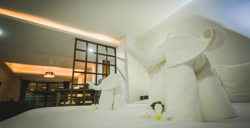 hotel room image