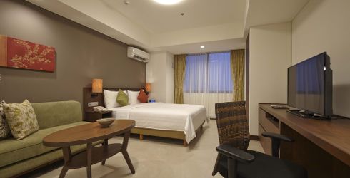 hotel room image
