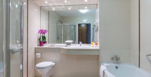 hotel room image
