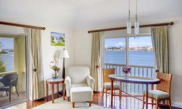 Newstead Belmont Hills Golf Resort & Spa hotel in Paget