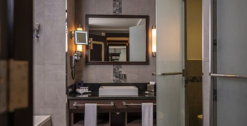hotel room image