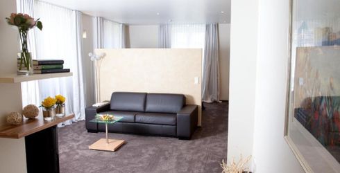 hotel room image