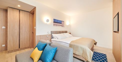 hotel room image