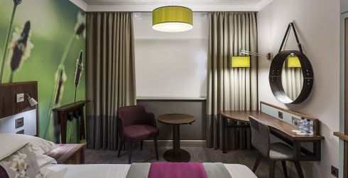 hotel room image