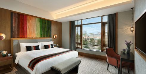 hotel room image