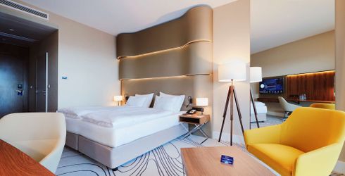 hotel room image