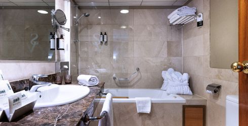 hotel room image