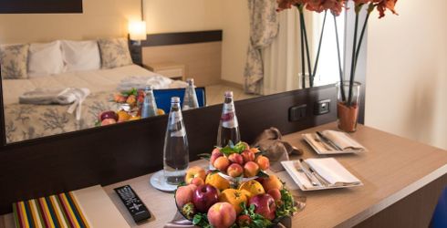 hotel room image