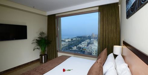 hotel room image