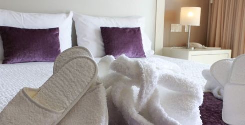 hotel room image