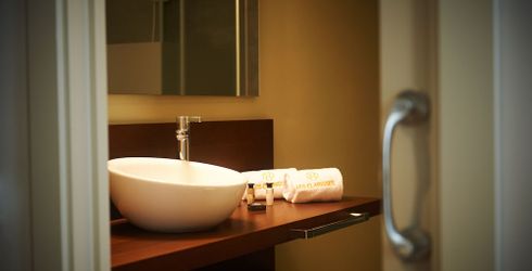 hotel room image