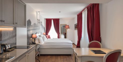 hotel room image