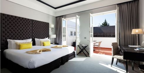 hotel room image