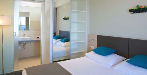 hotel room image