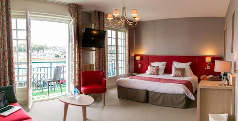 hotel room image