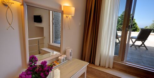 hotel room image