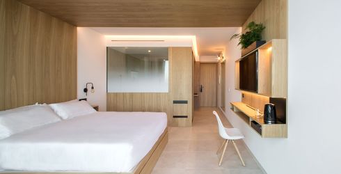 hotel room image
