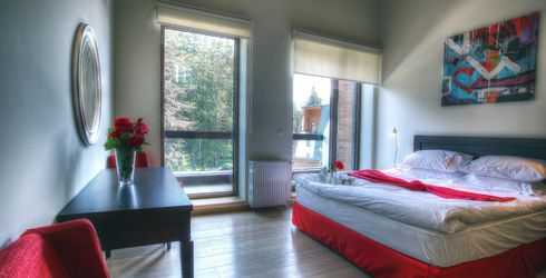 hotel room image