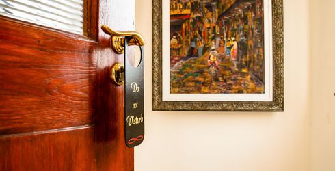 hotel room image