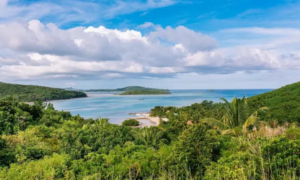 Navutu Stars Resort hotel in Yageta Island