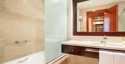 hotel room image