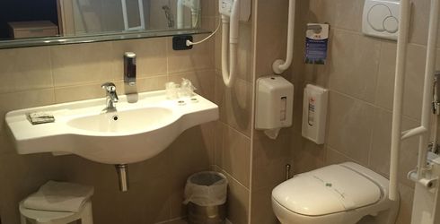 hotel room image