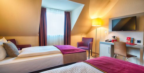 hotel room image