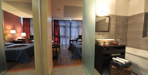 hotel room image