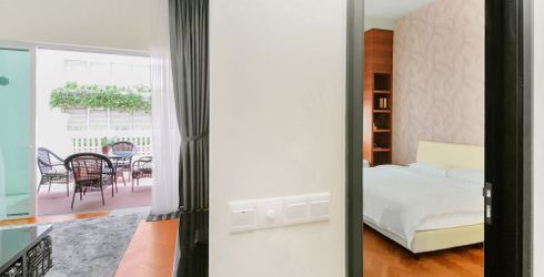 hotel room image