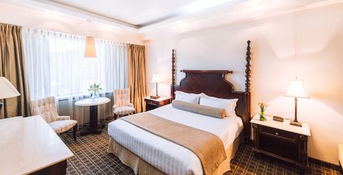 hotel room image