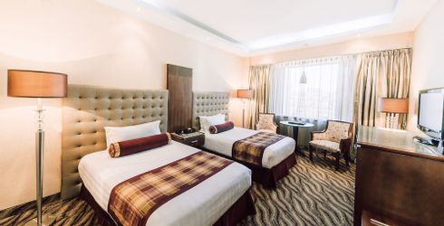 hotel room image