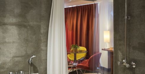 hotel room image