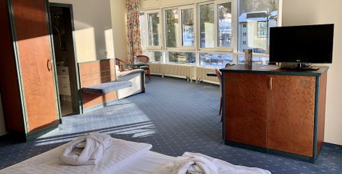 hotel room image