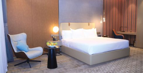 hotel room image