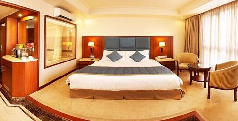 hotel room image