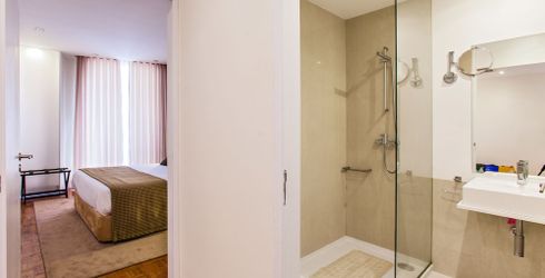 hotel room image
