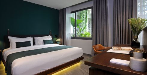 hotel room image