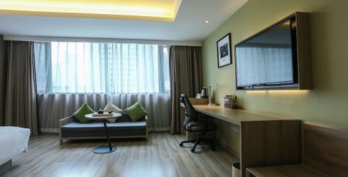 hotel room image