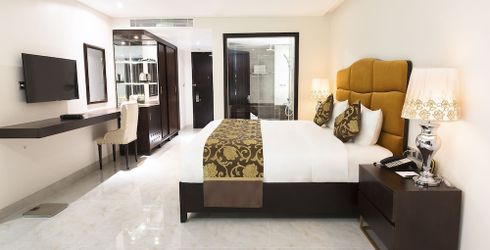 hotel room image