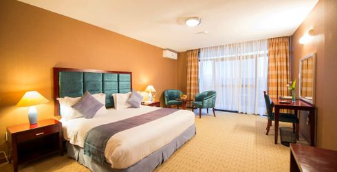 hotel room image
