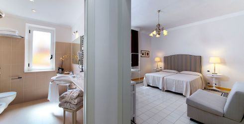 hotel room image