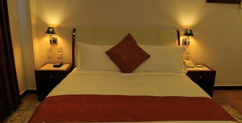 hotel room image