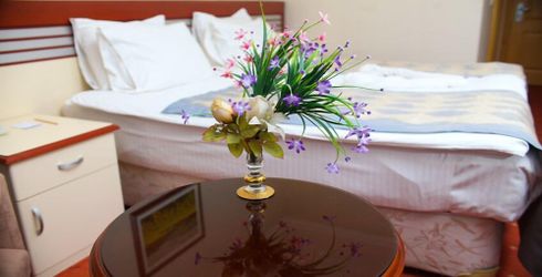 hotel room image