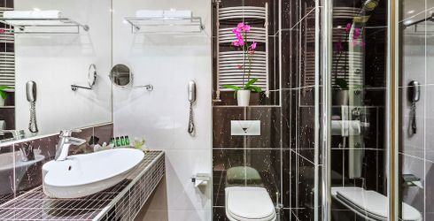 hotel room image