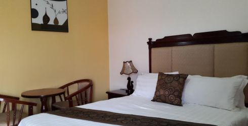 hotel room image