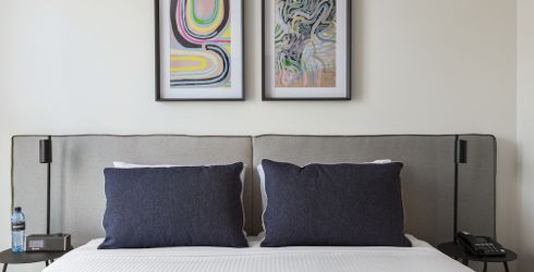 hotel room image