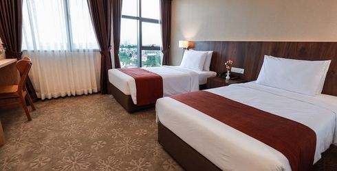 hotel room image