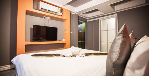 hotel room image
